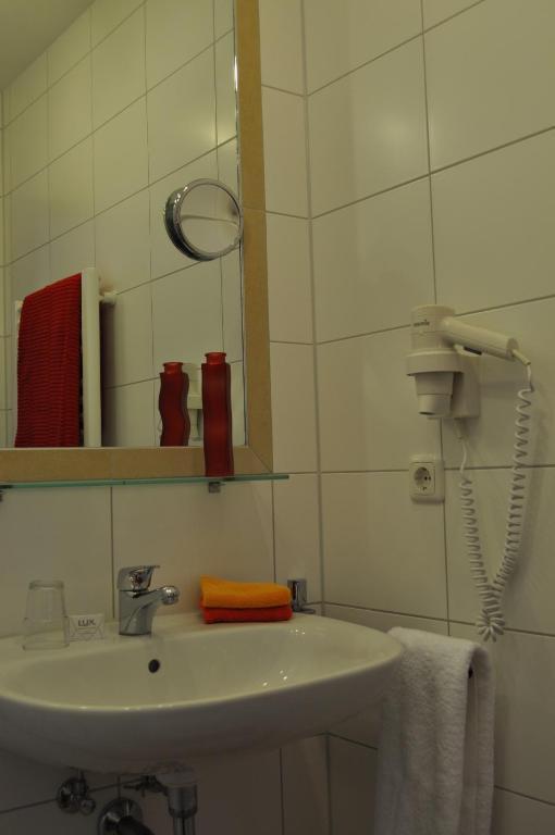 Hotel-Von-Heyden Tegernheim Kültér fotó
