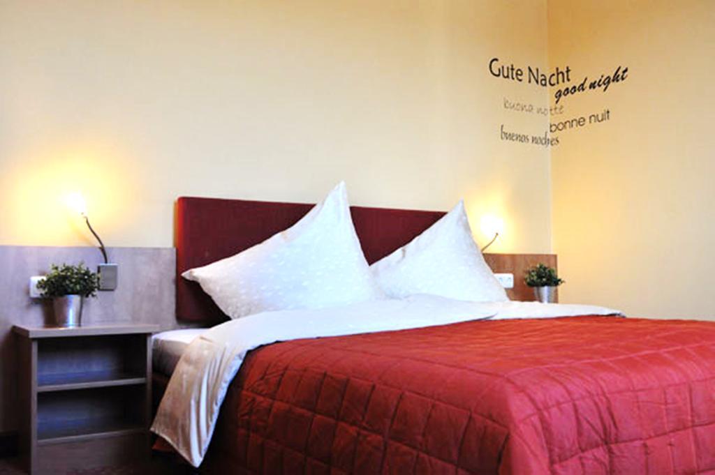 Hotel-Von-Heyden Tegernheim Kültér fotó