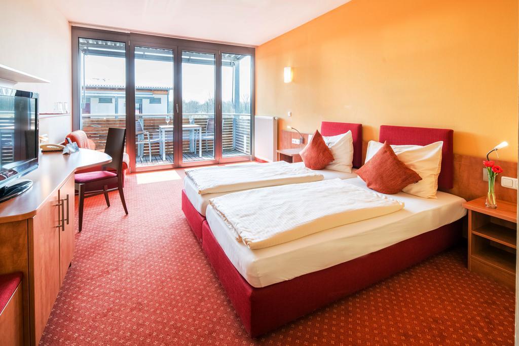 Hotel-Von-Heyden Tegernheim Kültér fotó